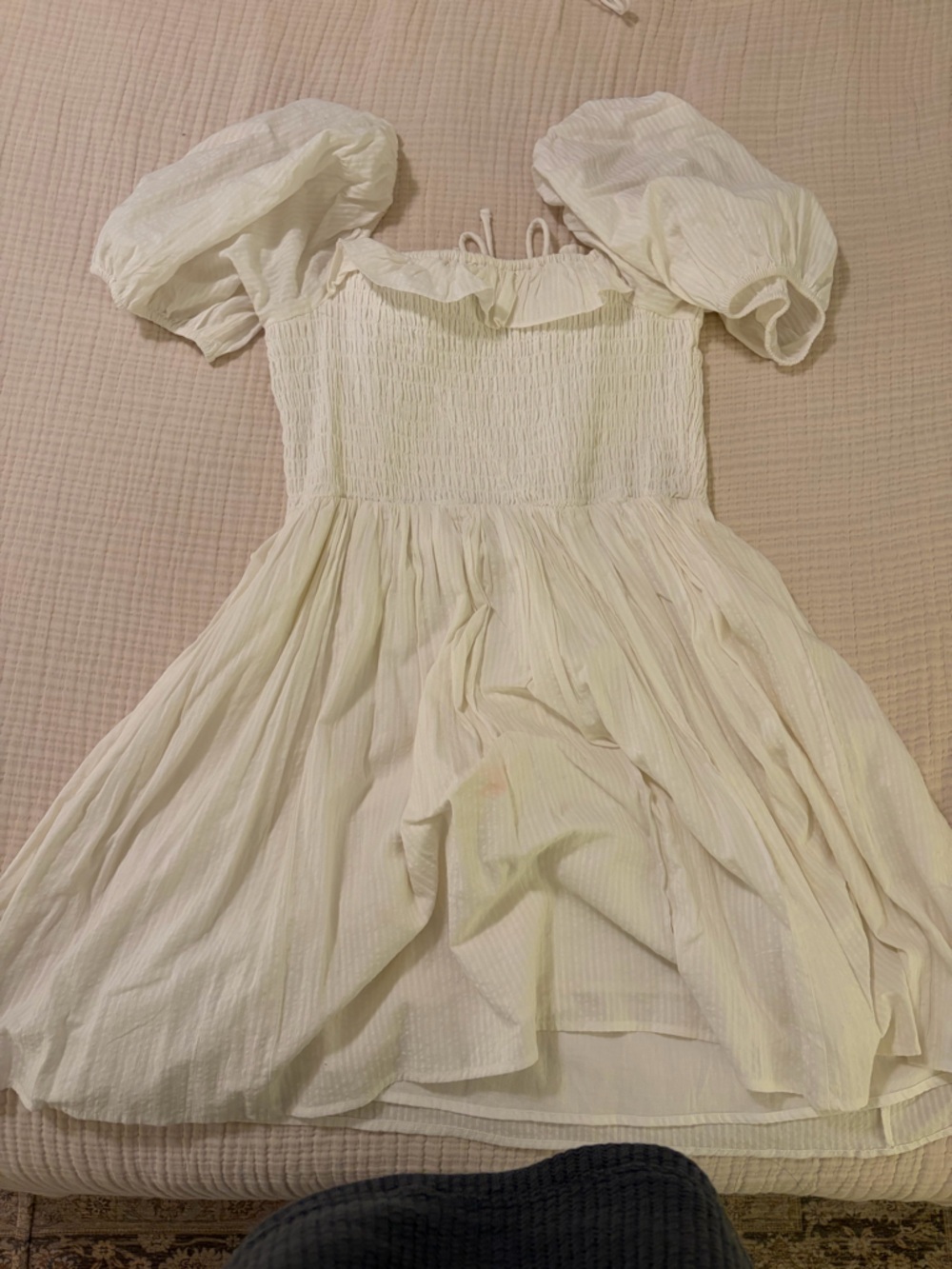 Abercrombie & Fitch Cream Puff Sleeve Smocked Sundress - Picture 3 of 4